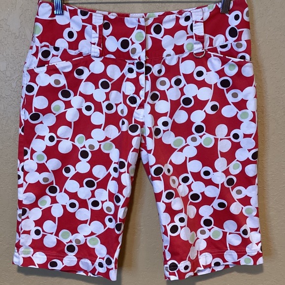 Lija Women's Geometric Pink and White Golf Bermuda Shorts - Picture 1 of 6